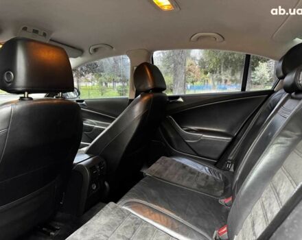 Черный Фольксваген Пассат Б6, объемом двигателя 2 л и пробегом 266 тыс. км за 5990 $, фото 21 на Automoto.ua