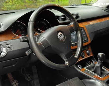 Черный Фольксваген Пассат Б6, объемом двигателя 2 л и пробегом 266 тыс. км за 5990 $, фото 12 на Automoto.ua