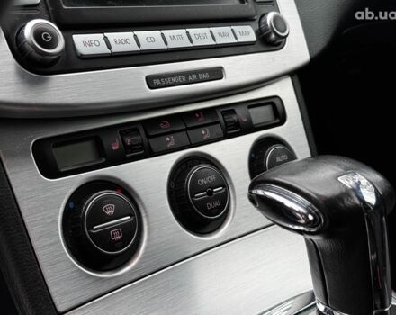 Черный Фольксваген Пассат Б6, объемом двигателя 2 л и пробегом 326 тыс. км за 6990 $, фото 31 на Automoto.ua