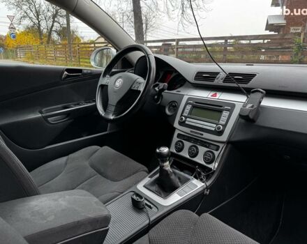 Серый Фольксваген Пассат Б6, объемом двигателя 1.8 л и пробегом 249 тыс. км за 5990 $, фото 24 на Automoto.ua