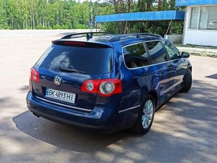 Фольксваген Пассат Б6 2009 у Рівному на Automoto.ua Синій Фольксваген Пассат Б6, об'ємом двигуна 2 л та пробігом 307 тис. км за 6400 $, фото 1 на Automoto.ua
