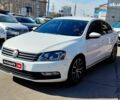 Белый Фольксваген Пассат Б7, объемом двигателя 2 л и пробегом 270 тыс. км за 12590 $, фото 1 на Automoto.ua