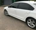 Белый Фольксваген Пассат Б7, объемом двигателя 2.5 л и пробегом 170 тыс. км за 10500 $, фото 1 на Automoto.ua