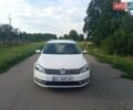 Белый Фольксваген Пассат Б7, объемом двигателя 1.99 л и пробегом 350 тыс. км за 10000 $, фото 2 на Automoto.ua