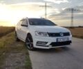 Белый Фольксваген Пассат Б7, объемом двигателя 2 л и пробегом 220 тыс. км за 13000 $, фото 1 на Automoto.ua