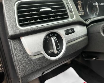 Черный Фольксваген Пассат Б7, объемом двигателя 2.5 л и пробегом 246 тыс. км за 9690 $, фото 18 на Automoto.ua