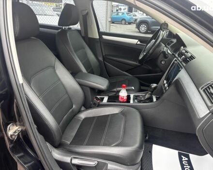 Черный Фольксваген Пассат Б7, объемом двигателя 2.5 л и пробегом 246 тыс. км за 9690 $, фото 15 на Automoto.ua