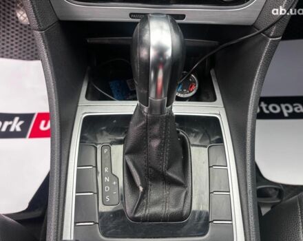 Черный Фольксваген Пассат Б7, объемом двигателя 2.5 л и пробегом 246 тыс. км за 9690 $, фото 22 на Automoto.ua