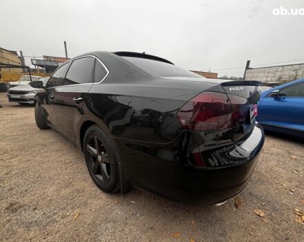 Черный Фольксваген Пассат Б7, объемом двигателя 2.5 л и пробегом 246 тыс. км за 9690 $, фото 4 на Automoto.ua