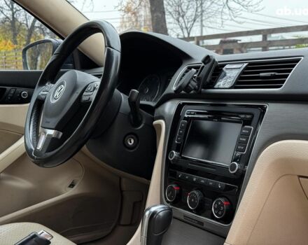 Черный Фольксваген Пассат Б7, объемом двигателя 1.8 л и пробегом 140 тыс. км за 10990 $, фото 30 на Automoto.ua