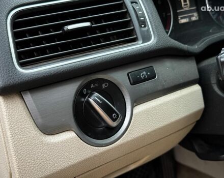 Черный Фольксваген Пассат Б7, объемом двигателя 1.8 л и пробегом 140 тыс. км за 10990 $, фото 13 на Automoto.ua