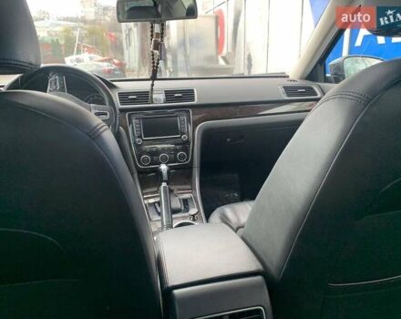 Чорний Фольксваген Пассат Б7, об'ємом двигуна 2 л та пробігом 120 тис. км за 12000 $, фото 2 на Automoto.ua