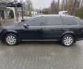 Черный Фольксваген Пассат Б7, объемом двигателя 1.6 л и пробегом 299 тыс. км за 8900 $, фото 1 на Automoto.ua