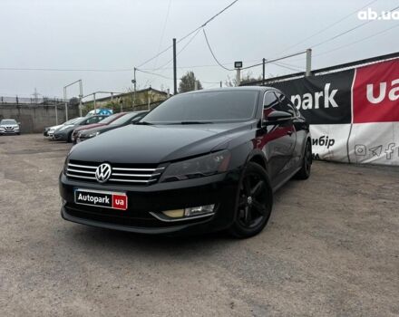 Черный Фольксваген Пассат Б7, объемом двигателя 2.5 л и пробегом 246 тыс. км за 9690 $, фото 1 на Automoto.ua