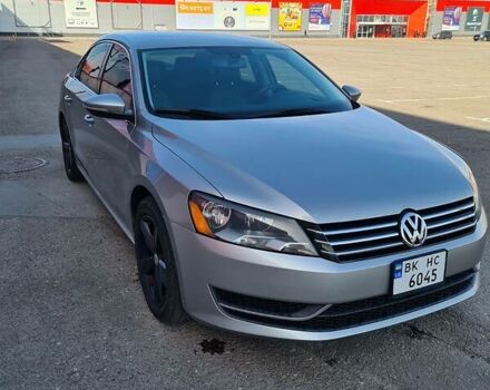 Фольксваген Пассат Б7 2012 в Ровно на Automoto.ua Серый Фольксваген Пассат Б7, объемом двигателя 2.5 л и пробегом 202 тыс. км за 9200 $, фото 14 на Automoto.ua