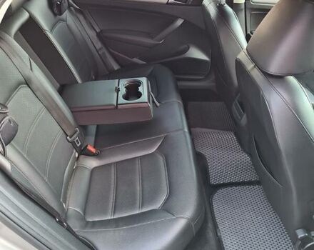 Фольксваген Пассат Б7 2012 в Ровно на Automoto.ua Серый Фольксваген Пассат Б7, объемом двигателя 2.5 л и пробегом 202 тыс. км за 9200 $, фото 12 на Automoto.ua