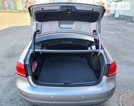 Фольксваген Пассат Б7 2012 в Ровно на Automoto.ua Серый Фольксваген Пассат Б7, объемом двигателя 2.5 л и пробегом 202 тыс. км за 9200 $, фото 8 на Automoto.ua