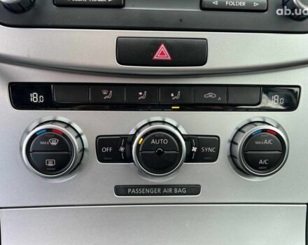 Серый Фольксваген Пассат Б7, объемом двигателя 1.6 л и пробегом 287 тыс. км за 8990 $, фото 30 на Automoto.ua