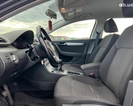 Серый Фольксваген Пассат Б7, объемом двигателя 1.6 л и пробегом 287 тыс. км за 8990 $, фото 19 на Automoto.ua