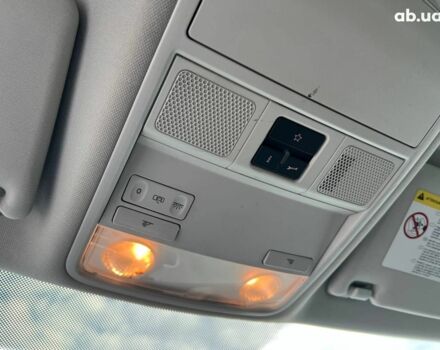 Серый Фольксваген Пассат Б7, объемом двигателя 1.6 л и пробегом 287 тыс. км за 8990 $, фото 33 на Automoto.ua