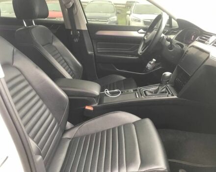 Белый Фольксваген Пассат Б8, объемом двигателя 2 л и пробегом 55 тыс. км за 30990 $, фото 12 на Automoto.ua