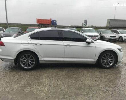 Белый Фольксваген Пассат Б8, объемом двигателя 2 л и пробегом 55 тыс. км за 30990 $, фото 17 на Automoto.ua