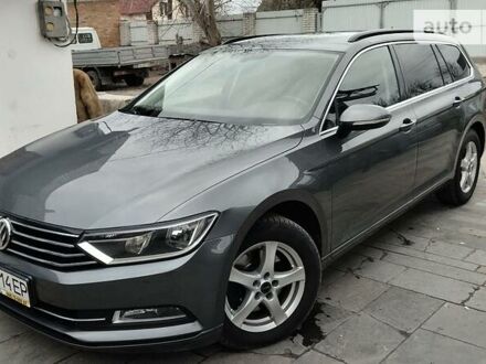 Фольксваген Пассат Б8 2015 у Житомирі на Automoto.ua Сірий Фольксваген Пассат Б8, об'ємом двигуна 2 л та пробігом 250 тис. км за 13750 $, фото 1 на Automoto.ua