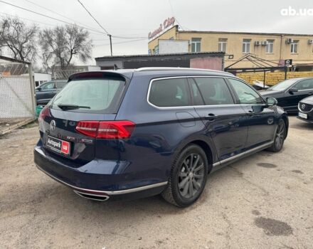 Синій Фольксваген Пассат Б8, об'ємом двигуна 2 л та пробігом 332 тис. км за 15990 $, фото 6 на Automoto.ua