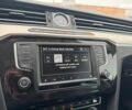 Синій Фольксваген Пассат Б8, об'ємом двигуна 2 л та пробігом 332 тис. км за 15990 $, фото 26 на Automoto.ua