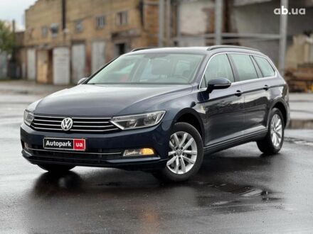 Фольксваген Пассат Б8 2015 в Киеве на Automoto.ua Синий Фольксваген Пассат Б8, объемом двигателя 1.8 л и пробегом 238 тыс. км за 15790 $, фото 1 на Automoto.ua