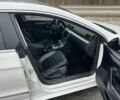 Белый Фольксваген Пассат СС, объемом двигателя 2 л и пробегом 224 тыс. км за 7700 $, фото 7 на Automoto.ua