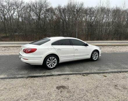 Белый Фольксваген Пассат СС, объемом двигателя 2 л и пробегом 224 тыс. км за 7700 $, фото 2 на Automoto.ua