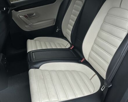 Белый Фольксваген Пассат СС, объемом двигателя 2 л и пробегом 247 тыс. км за 9200 $, фото 6 на Automoto.ua