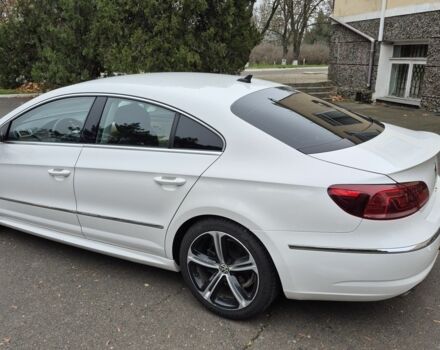 Белый Фольксваген Пассат СС, объемом двигателя 2 л и пробегом 220 тыс. км за 11200 $, фото 4 на Automoto.ua