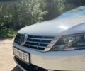 Белый Фольксваген Пассат СС, объемом двигателя 2 л и пробегом 150 тыс. км за 11400 $, фото 2 на Automoto.ua