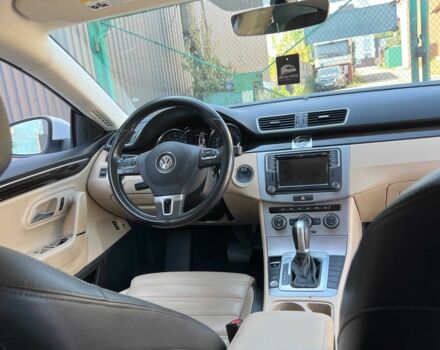 Белый Фольксваген Пассат СС, объемом двигателя 2 л и пробегом 150 тыс. км за 11400 $, фото 11 на Automoto.ua