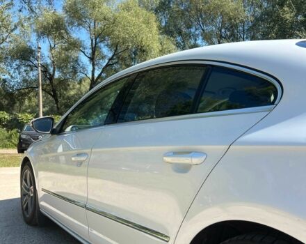 Белый Фольксваген Пассат СС, объемом двигателя 2 л и пробегом 150 тыс. км за 11400 $, фото 5 на Automoto.ua