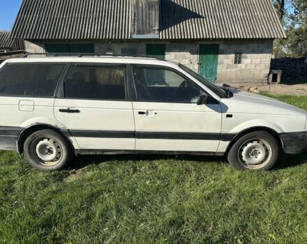 Білий Фольксваген Пассат СС, об'ємом двигуна 1.6 л та пробігом 3 тис. км за 750 $, фото 1 на Automoto.ua