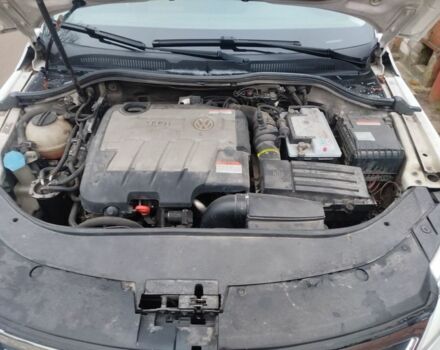 Білий Фольксваген Пассат СС, об'ємом двигуна 2 л та пробігом 251 тис. км за 8499 $, фото 7 на Automoto.ua