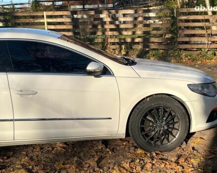 Белый Фольксваген Пассат СС, объемом двигателя 2 л и пробегом 244 тыс. км за 7440 $, фото 13 на Automoto.ua