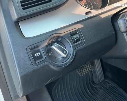 Белый Фольксваген Пассат СС, объемом двигателя 2 л и пробегом 244 тыс. км за 7440 $, фото 32 на Automoto.ua