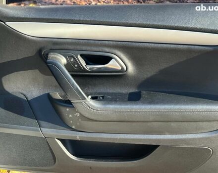 Белый Фольксваген Пассат СС, объемом двигателя 2 л и пробегом 244 тыс. км за 7440 $, фото 14 на Automoto.ua