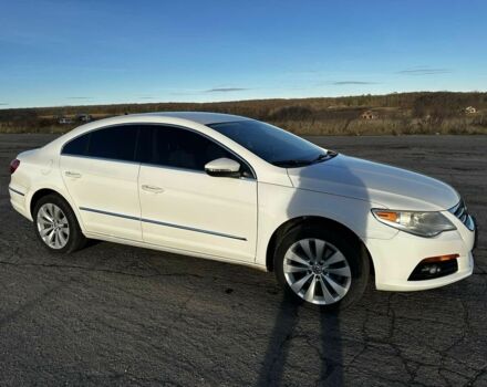 Белый Фольксваген Пассат СС, объемом двигателя 2 л и пробегом 249 тыс. км за 8300 $, фото 3 на Automoto.ua