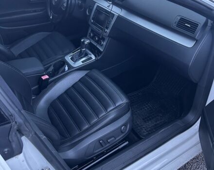 Білий Фольксваген Пассат СС, об'ємом двигуна 2 л та пробігом 80 тис. км за 10000 $, фото 6 на Automoto.ua