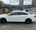 Білий Фольксваген Пассат СС, об'ємом двигуна 2 л та пробігом 80 тис. км за 10000 $, фото 2 на Automoto.ua