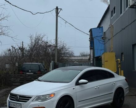 Білий Фольксваген Пассат СС, об'ємом двигуна 2 л та пробігом 211 тис. км за 9200 $, фото 2 на Automoto.ua