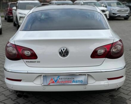 Білий Фольксваген Пассат СС, об'ємом двигуна 2 л та пробігом 173 тис. км за 8600 $, фото 5 на Automoto.ua