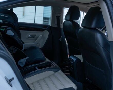 Белый Фольксваген Пассат СС, объемом двигателя 1.8 л и пробегом 280 тыс. км за 8500 $, фото 9 на Automoto.ua