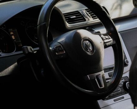 Белый Фольксваген Пассат СС, объемом двигателя 1.8 л и пробегом 187 тыс. км за 11500 $, фото 1 на Automoto.ua