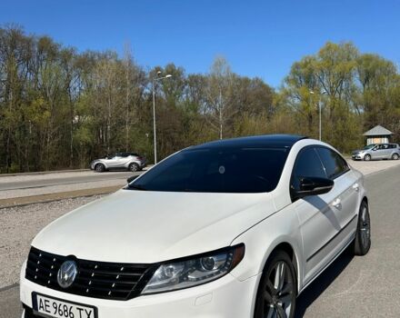 Белый Фольксваген Пассат СС, объемом двигателя 2 л и пробегом 159 тыс. км за 10600 $, фото 1 на Automoto.ua